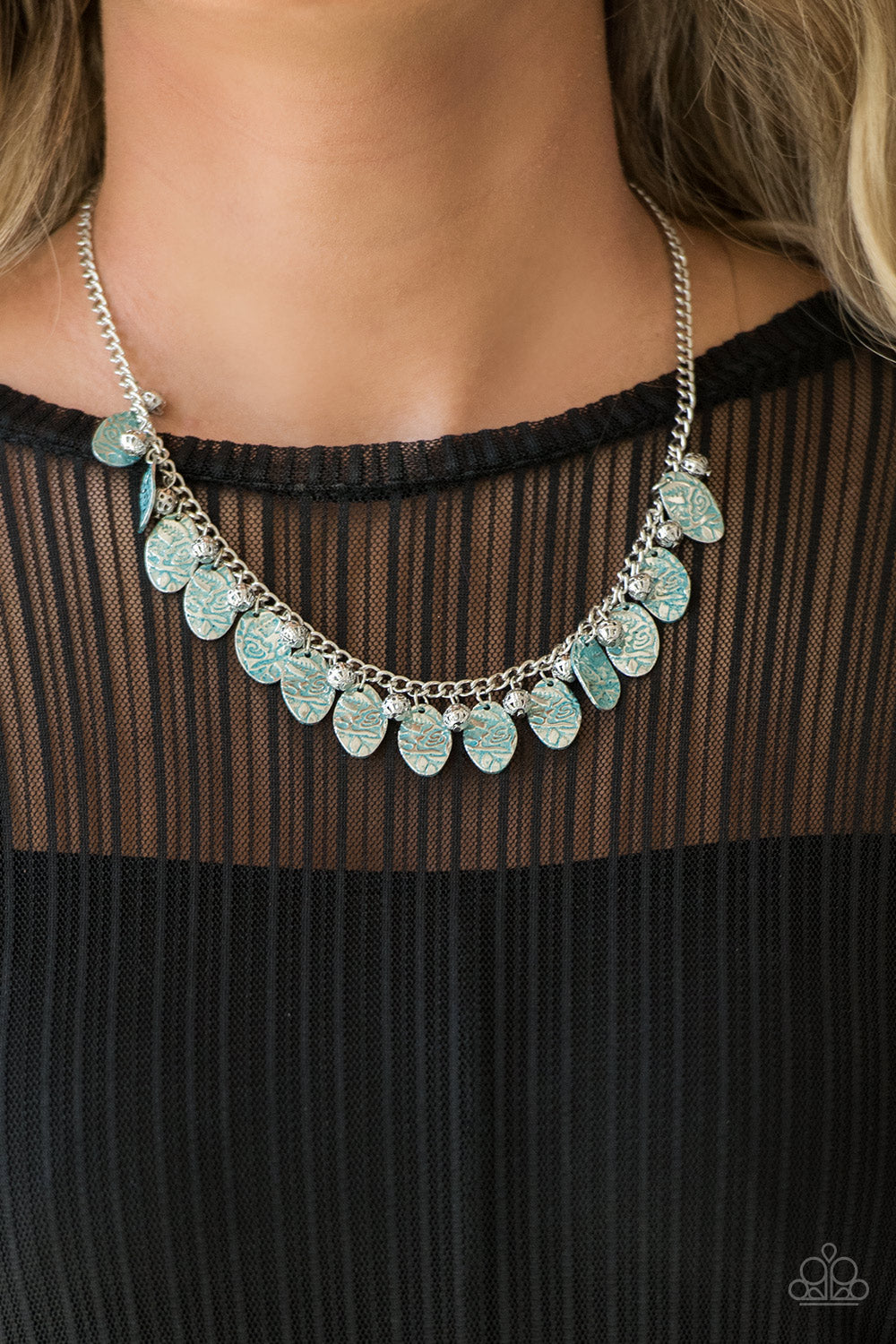Vintage Gardens - Blue-Paparazzi Necklace (PZ-499)