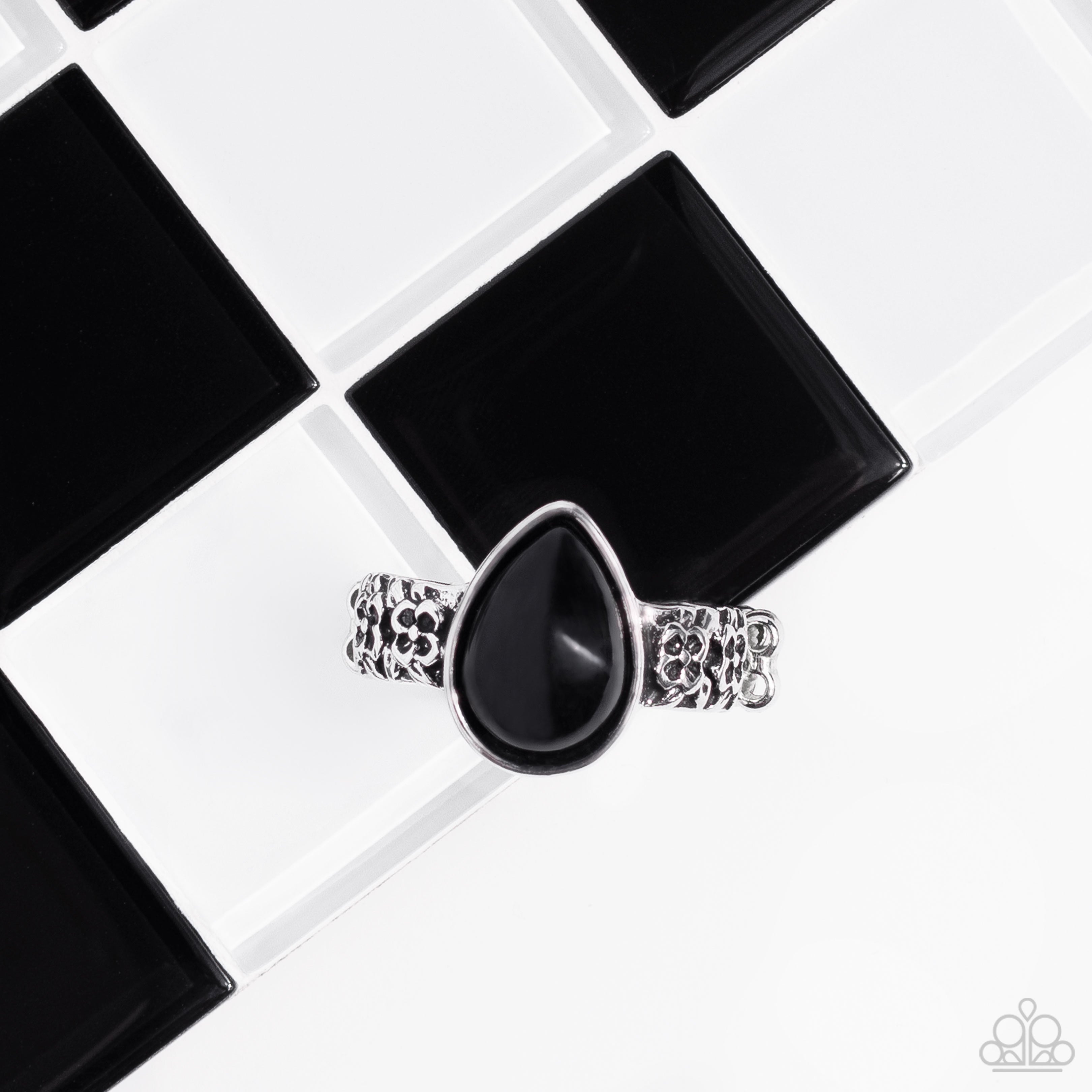 Rainbow Raindrops - Black Paparazzi Ring (T107)