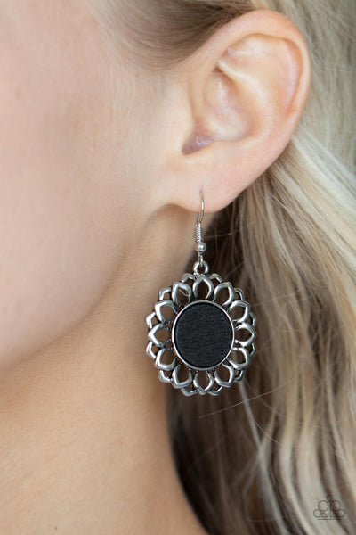 Farmhouse Fashionista - Black Paparazzi Earring (#3426)