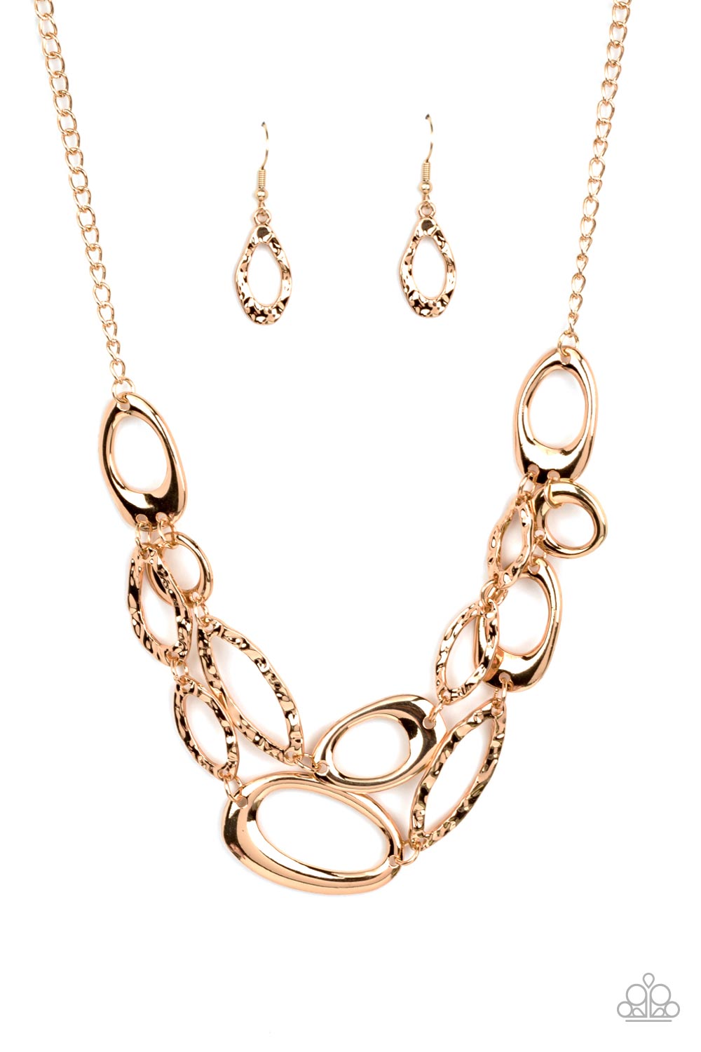 Game OVAL - Gold Paparazzi Necklace (#5106)