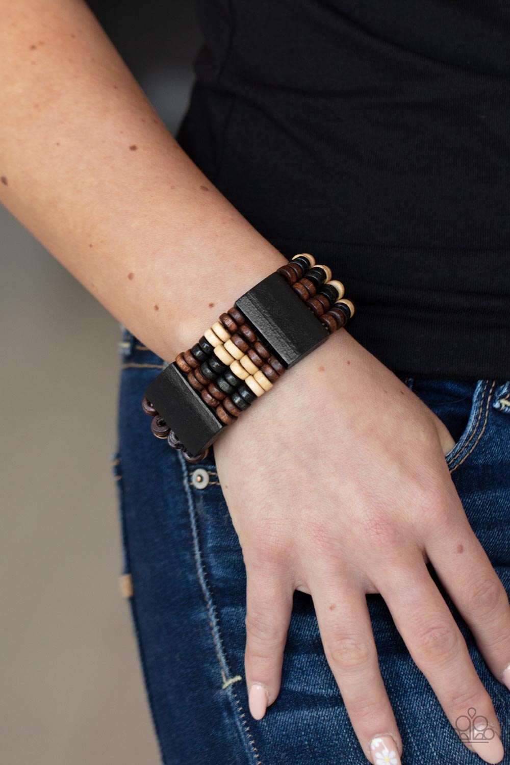 Aruba Attire - Black Paparazzi Bracelet (#3929)