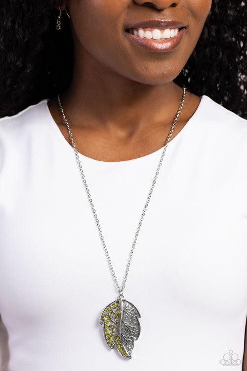 A Mid-AUTUMN Nights Dream - Green Paparazzi Necklace (#5594)