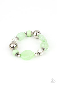 Resort Ritz - Green Paparazzi Bracelet