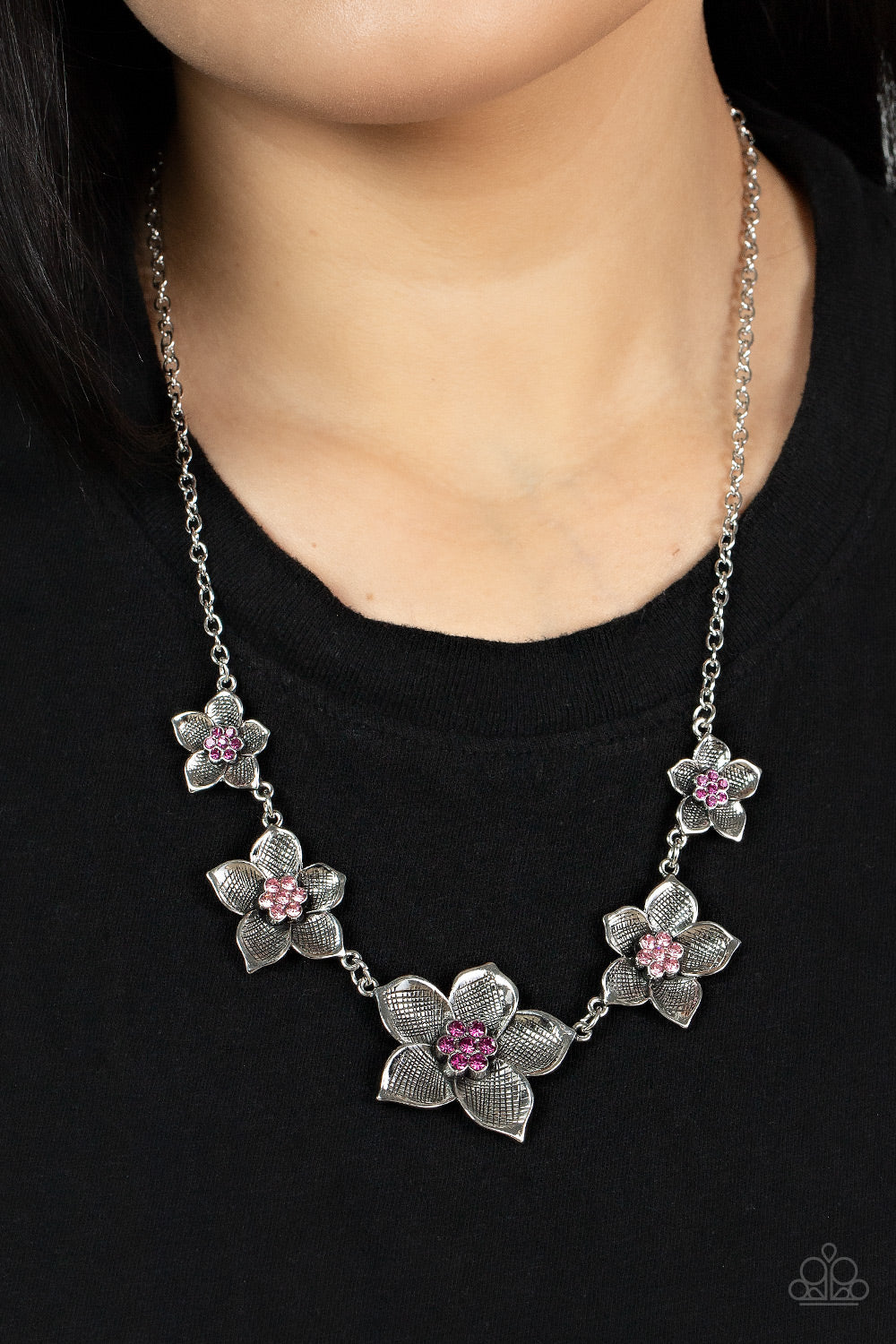 Wallflower Wonderland - Pink Paparazzi Necklace (PZ-194)