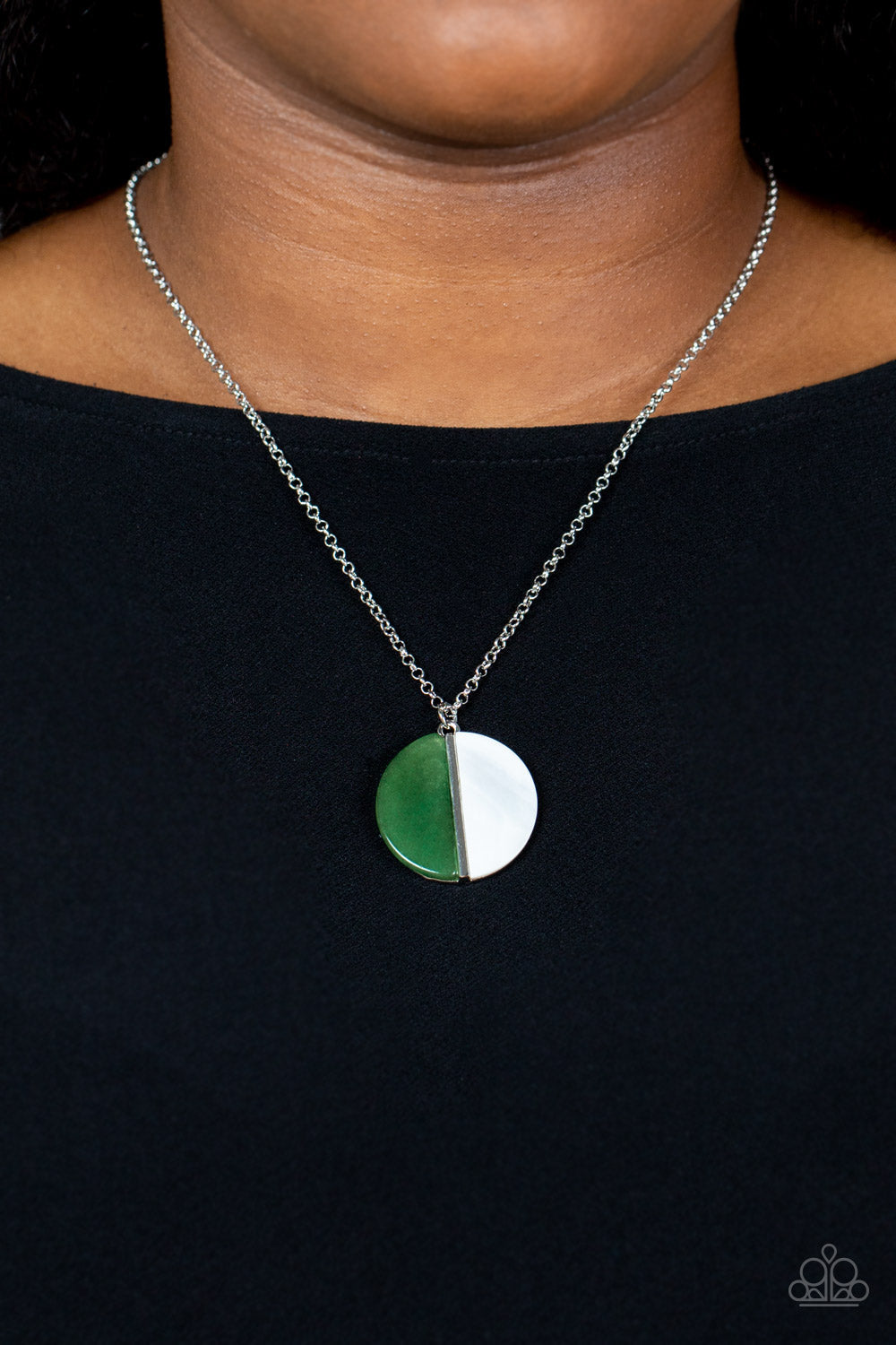 Elegantly Eclipsed - Green Paparazzi Necklace (PZ-712)