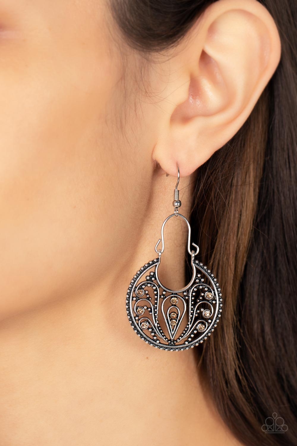 Vineyard Villa - Brown Paparazzi Earring (PZ-2049)