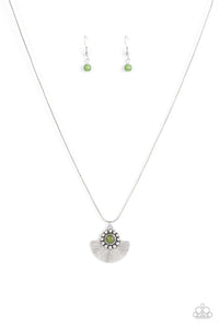 Magnificent Manifestation - Green Paparazzi Necklace (#1024)