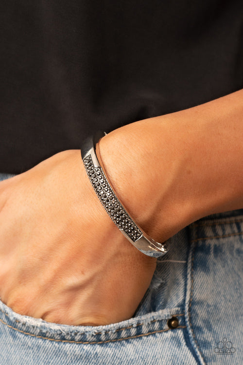 Chart-Topping Twinkle - Silver Paparazzi Bracelet (PZ-810)