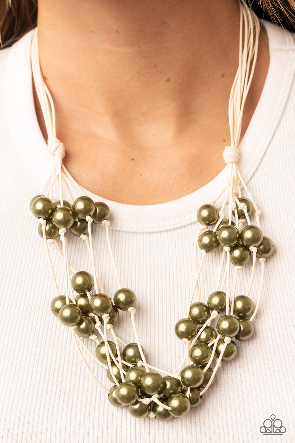 Yacht Catch - Green Paparazzi Necklace (PZ-273)