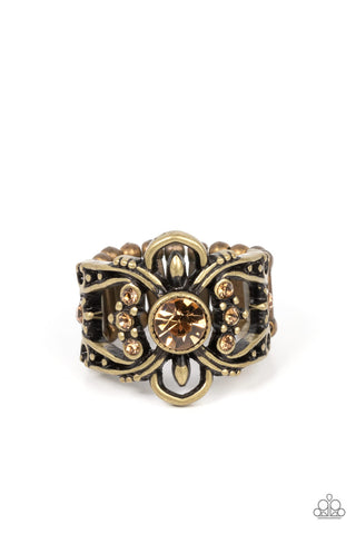 We Wear Crowns Here - Brass Paparazzi Ring