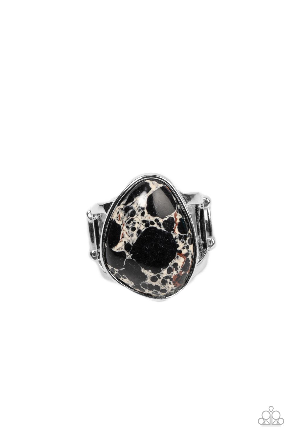 Earth Hearth - Black Paparazzi Ring (T111)