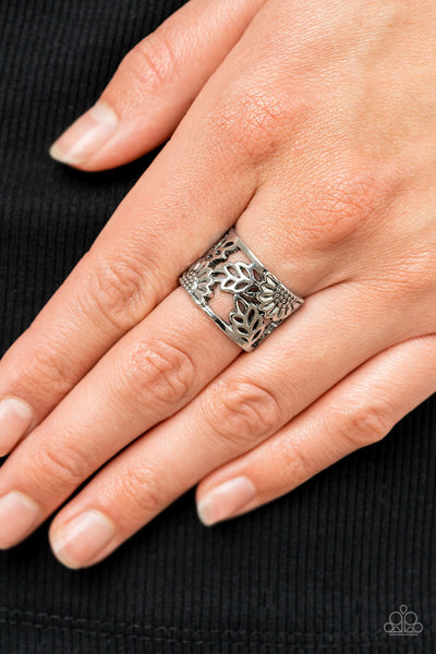 Farmhouse Foliage - Silver Paparazzi Ring (R203)