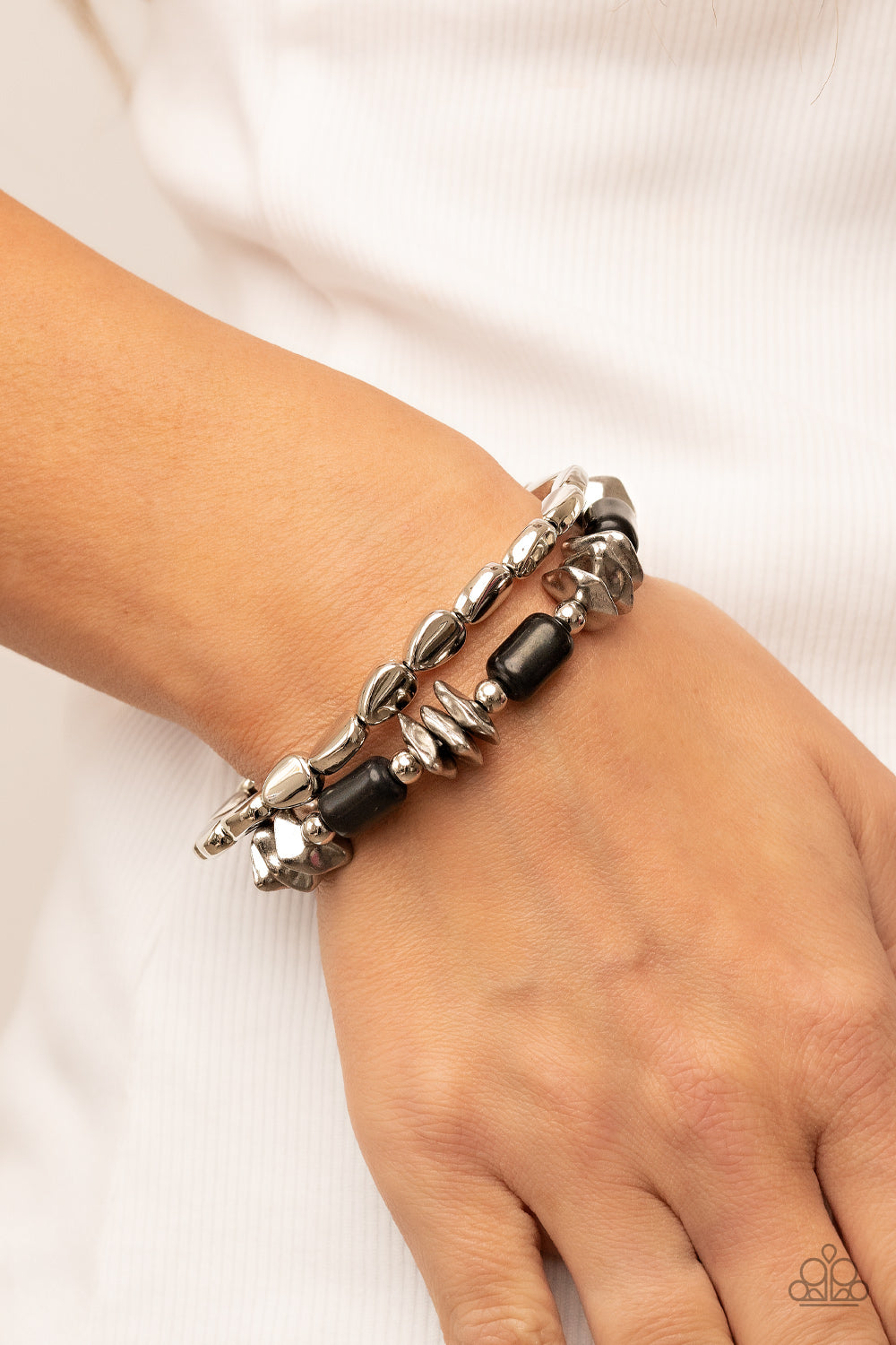 Canyon Cavern - Black Paparazzi Bracelet (#5521)