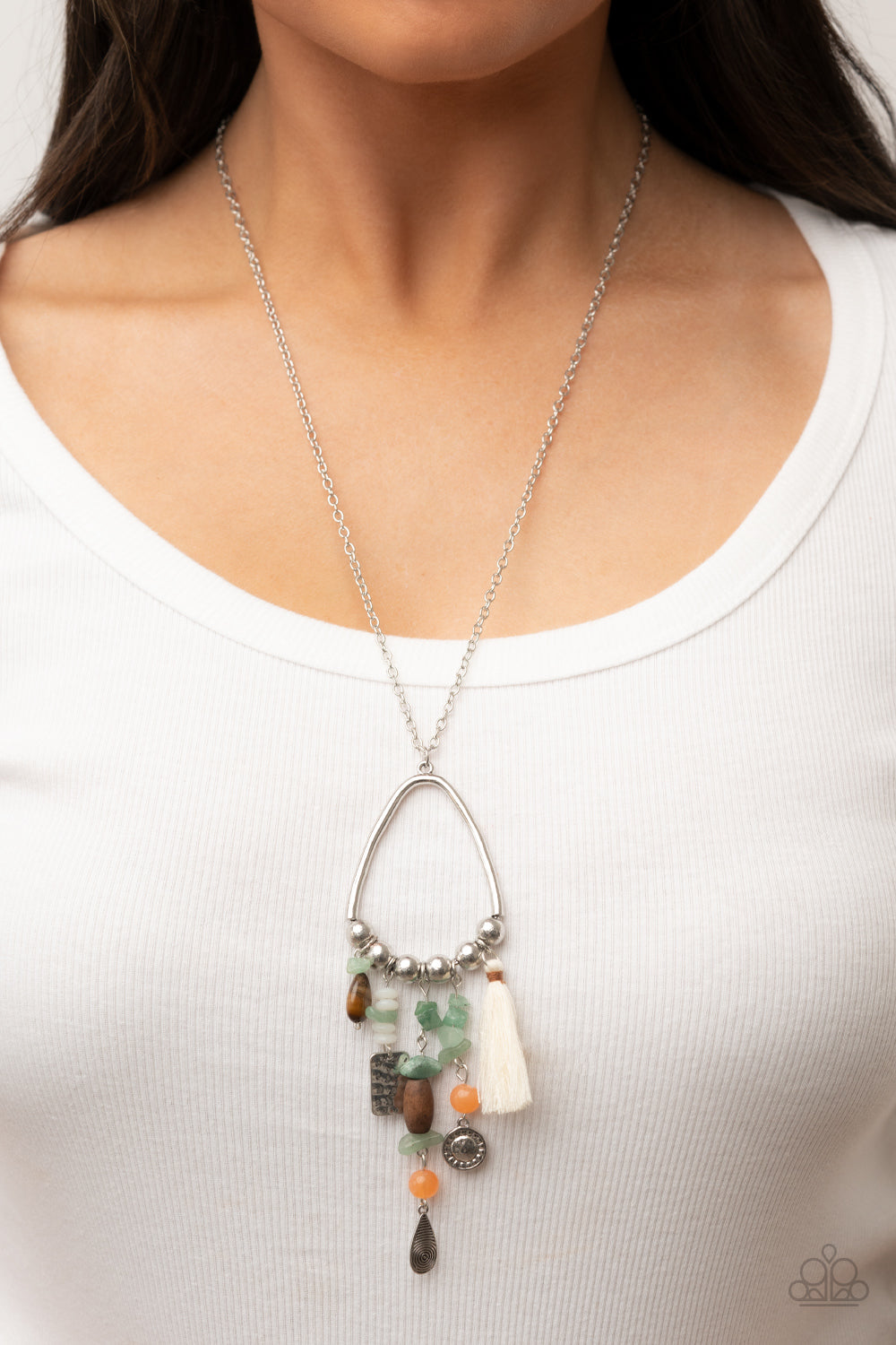 Listen to Your Soul - Green Paparazzi Necklace (#3563)