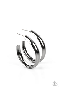 Champion Curves - Black Paparazzi Earring