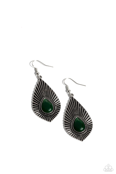 SOUL-ar Flare - Green Paparazzi Earring (#5530)