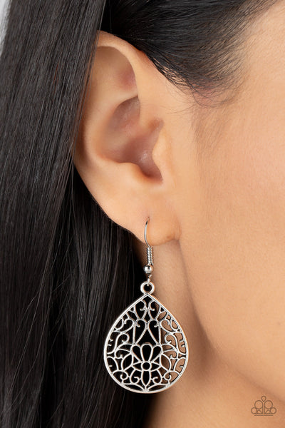 Valley Estate - Silver Paparazzi Earring (#4719)