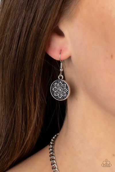 Western Zen - Red Paparazzi Necklace