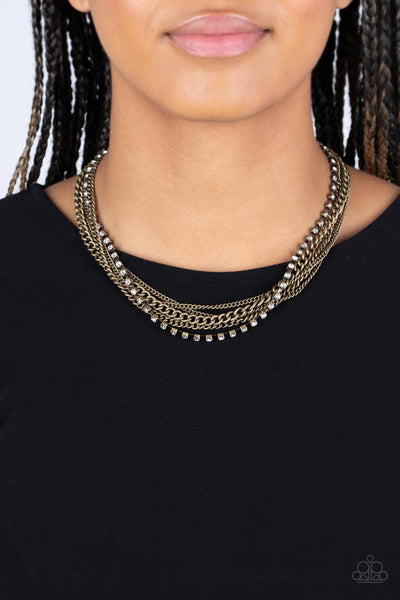 Free to CHAINge My Mind - Brass Paparazzi Necklace (#3839)