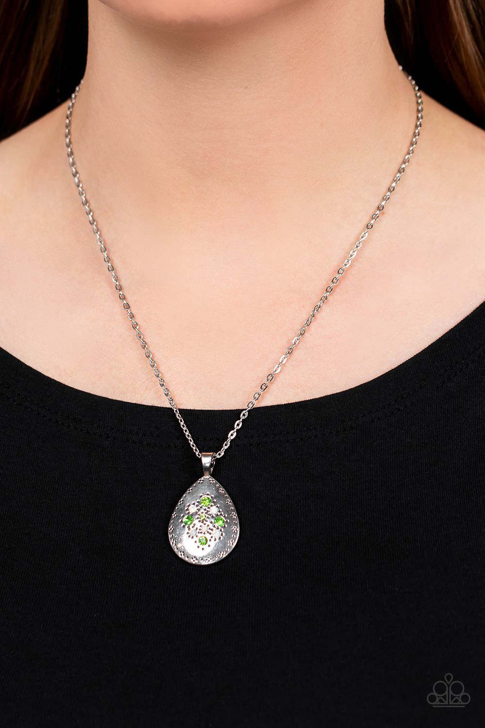 Cozy Cottage - Green Paparazzi Necklace (PZ-5146)
