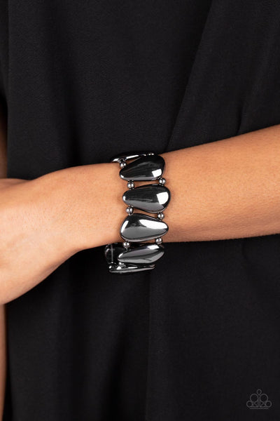 Classy Cave - Black Paparazzi Bracelet (5034)