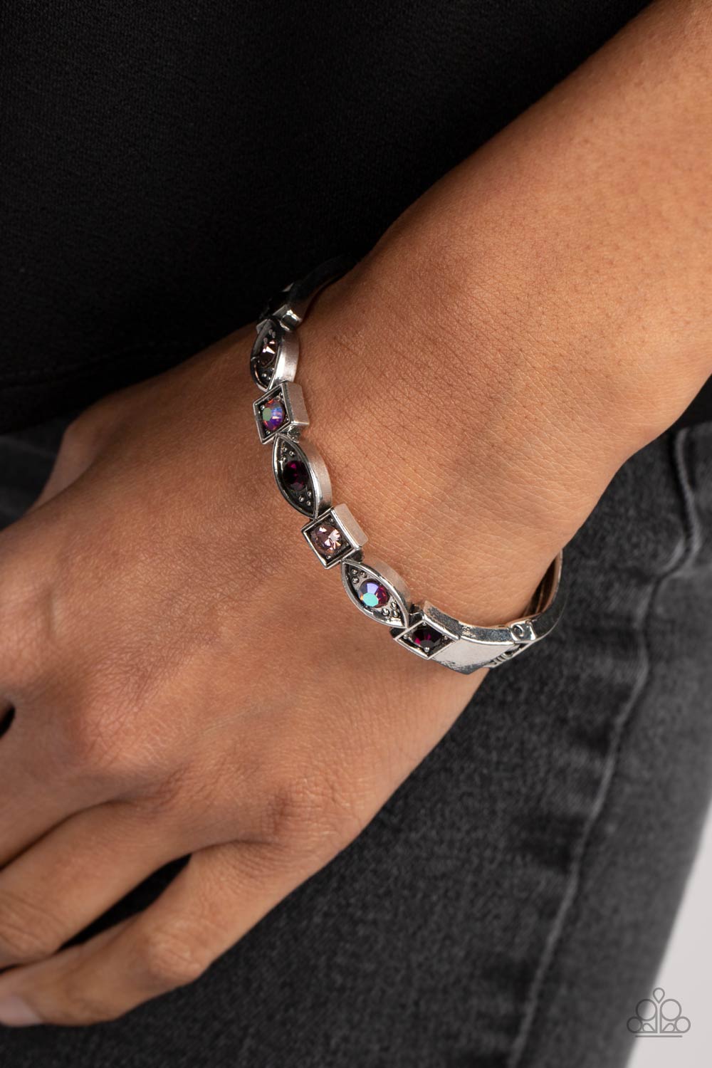 Poetically Picturesque - Purple Paparazzi Bracelet (PZ-3784)