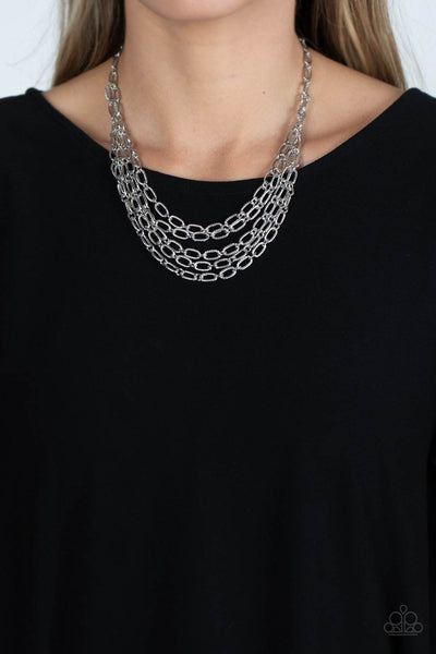 House of CHAIN - Silver Paparazzi Necklace (#3227)