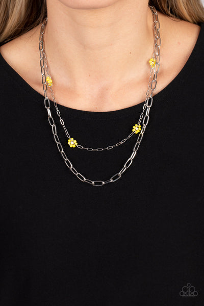 Bold Buds - Yellow Paparazzi Necklace (PZ-413)