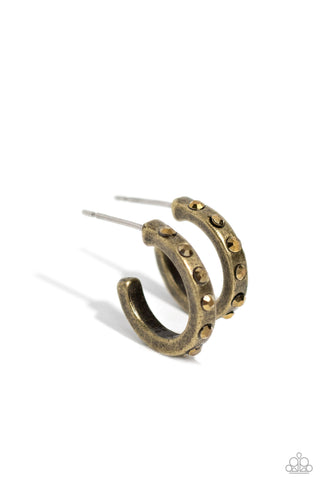 Gallant Glitz - Brass Paparazzi Earring (PZ-5601)