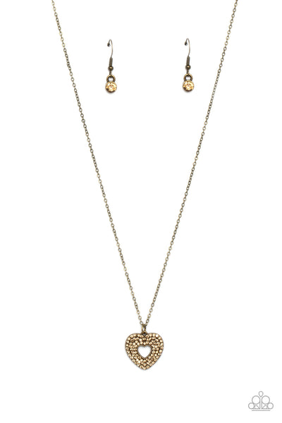 Romantic Retreat - Brass Paparazzi Necklace (#4800)