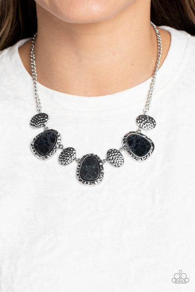 Badlands Border - Black Paparazzi Necklace (#4595)