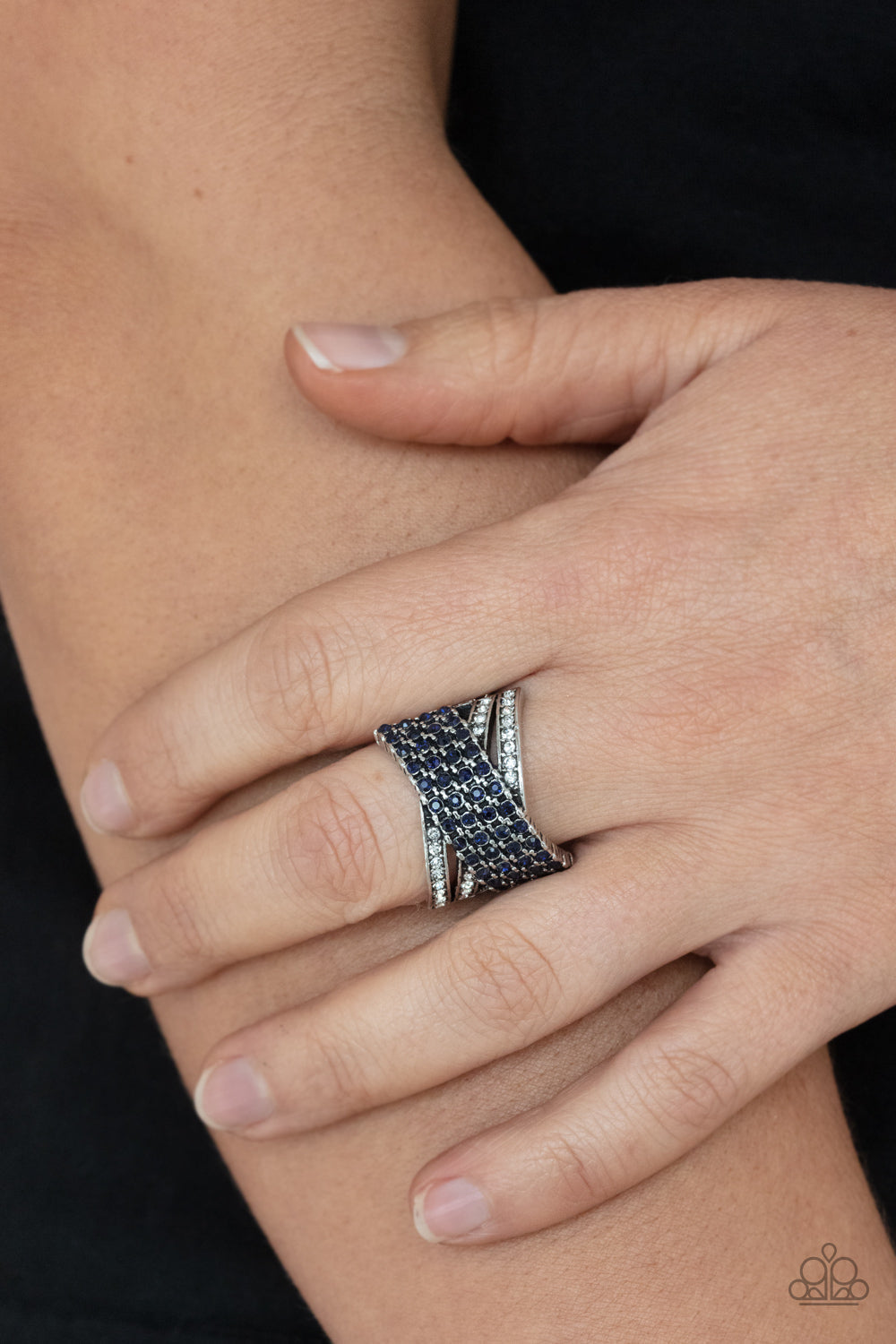 Classic Crossover - Blue Paparazzi Ring (R118)