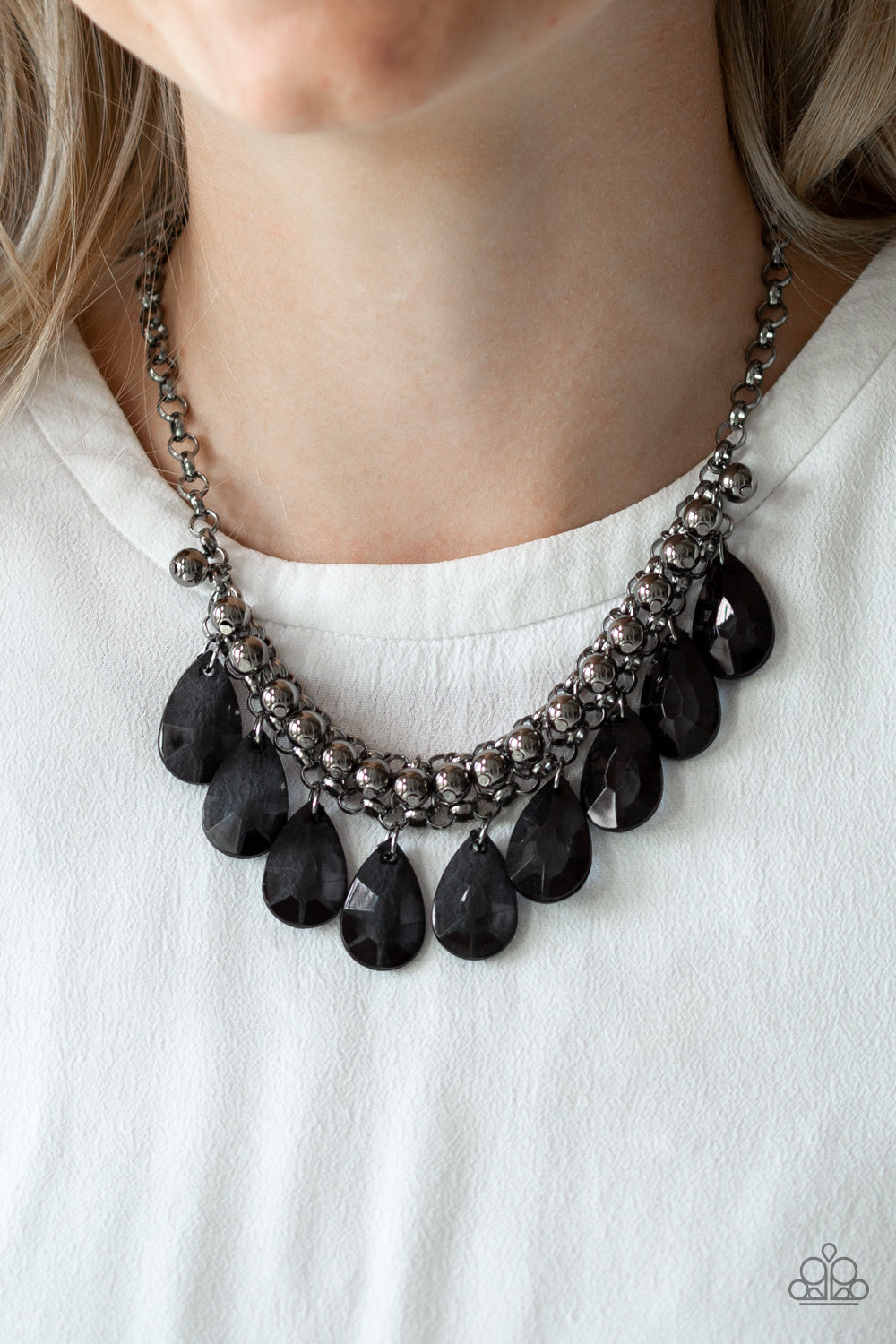 Paparazzi Necklace - Fashionista Flair - Black (PZ-294)