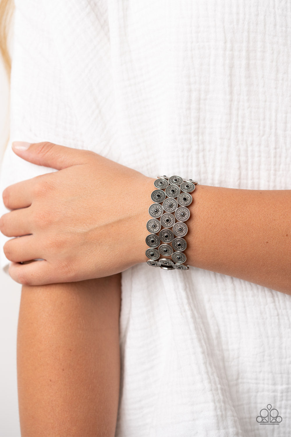 Forgotten Treasure - Black Paparazzi Bracelet (PZ-4612)