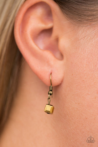 GEO Down In History - Brass Paparazzi Necklace