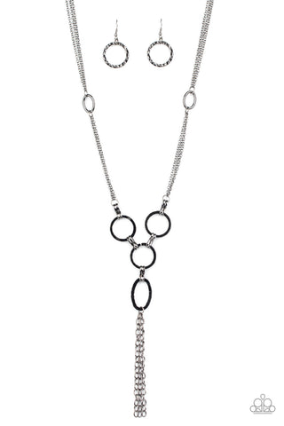 Metro Mechanics - Black Paparazzi Necklace