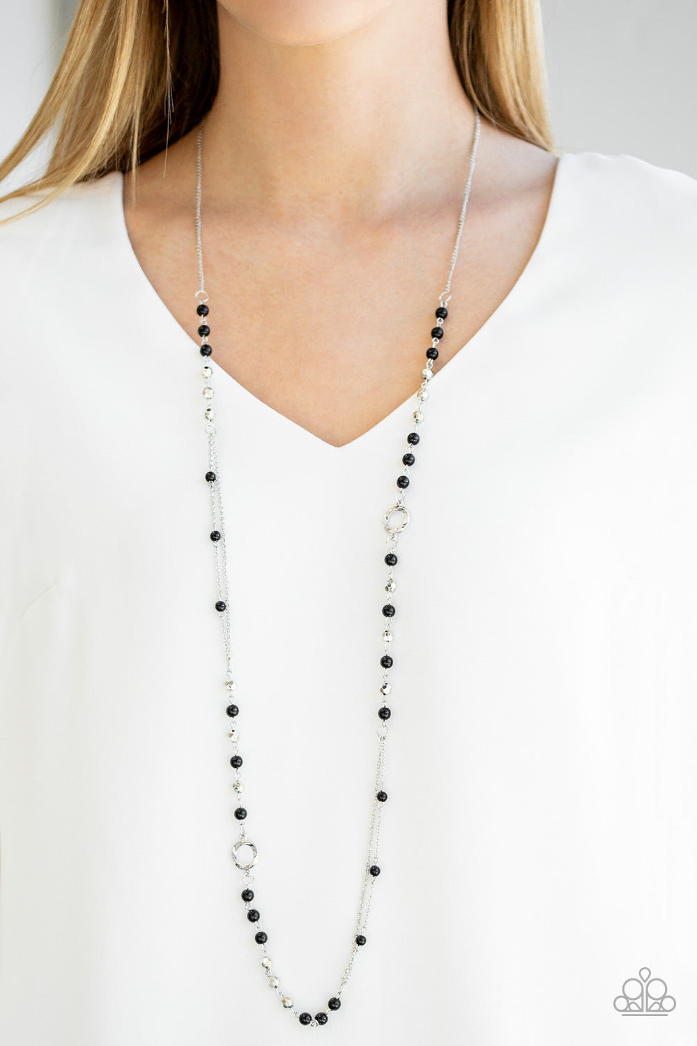 Paparazzi Long Necklace - Really Refined - Black (PZ-401)