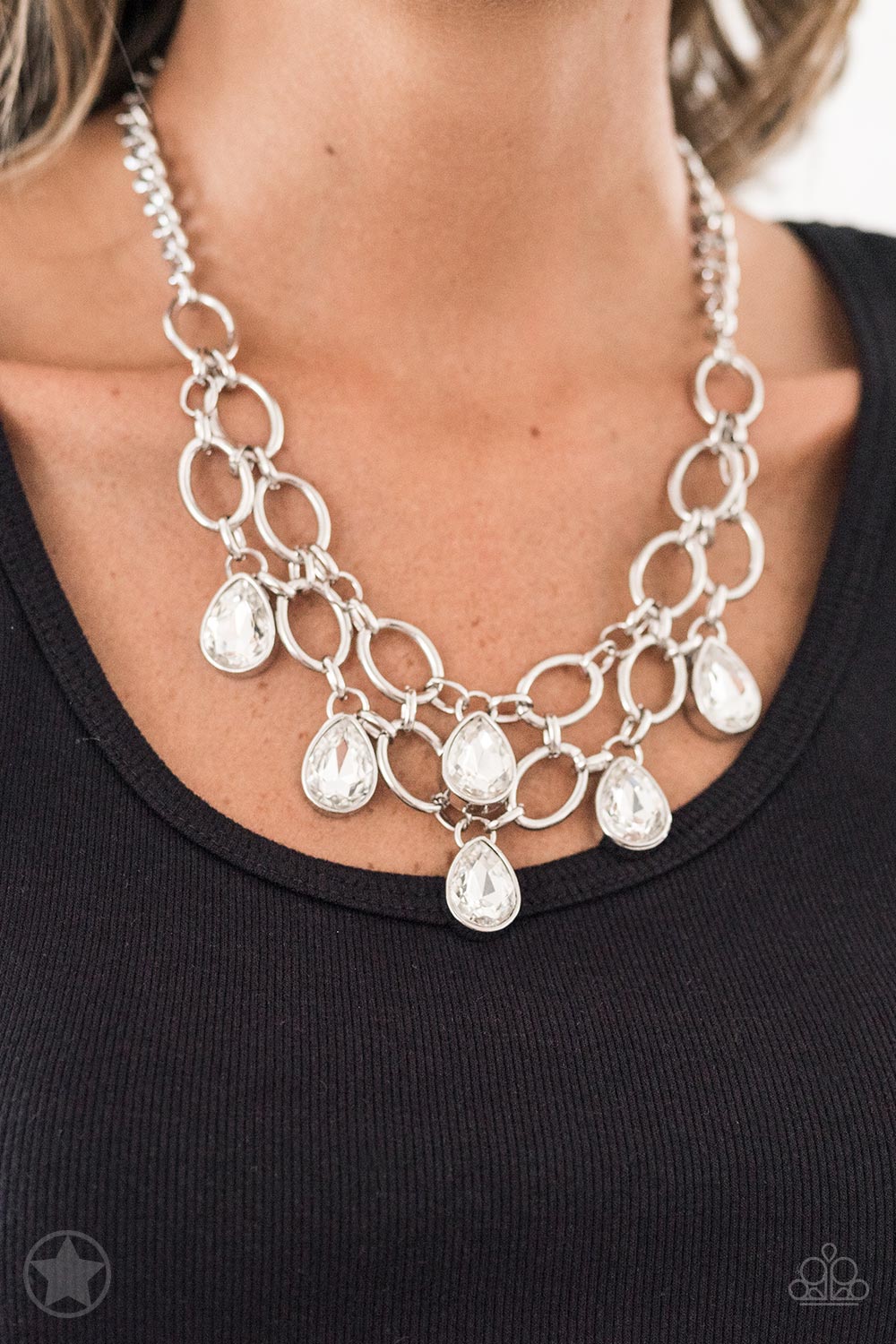Paparazzi Blockbuster Necklace - Show-Stopping Shimmer - White