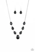 Socialite Social - Black-Paparazzi (PZ-1102)