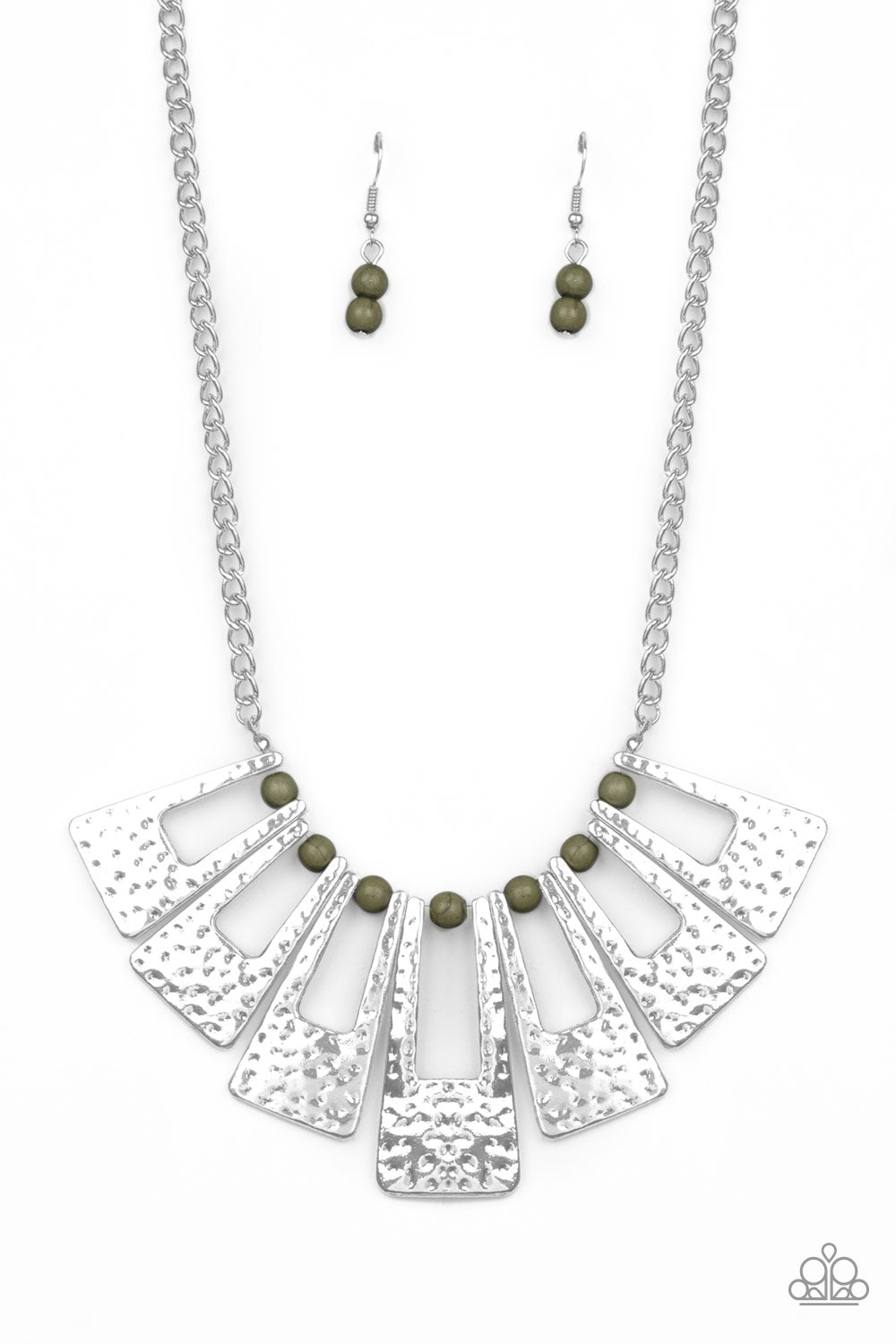 Terra Takeover - Green-Paparazzi Necklace (PZ-1293)