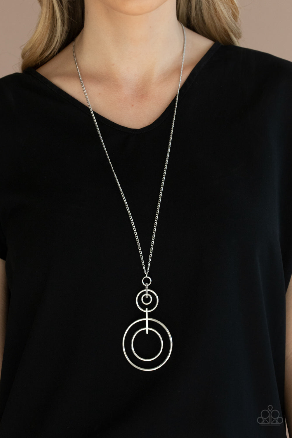 The Inner Workings - Silver Paparazzi Necklace (PZ-1130)