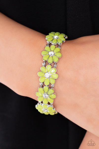 Hawaiian Holiday - Green Paparazzi Bracelet