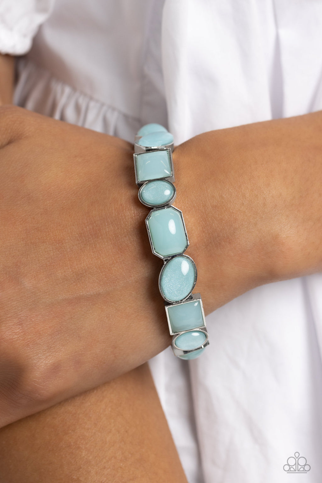 Giving Geometrics - Blue Paparazzi Bracelet (#4577)