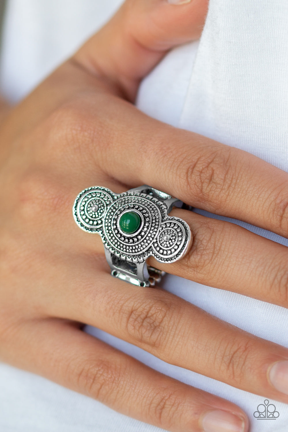 Paparazzi Thick Flex Back Ring - Desert Mandalas - Green (R308)