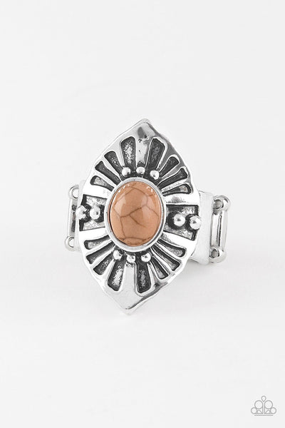 HOMESTEAD For The Weekend - Brown - Paparazzi Ring (R176)