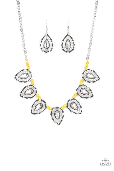 Paparazzi Short Necklace - Terra Trailblazer - Yellow (PZ-745)