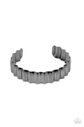 Across The HEIR-Waves - Black Paparazzi Bracelet (PZ-1333)