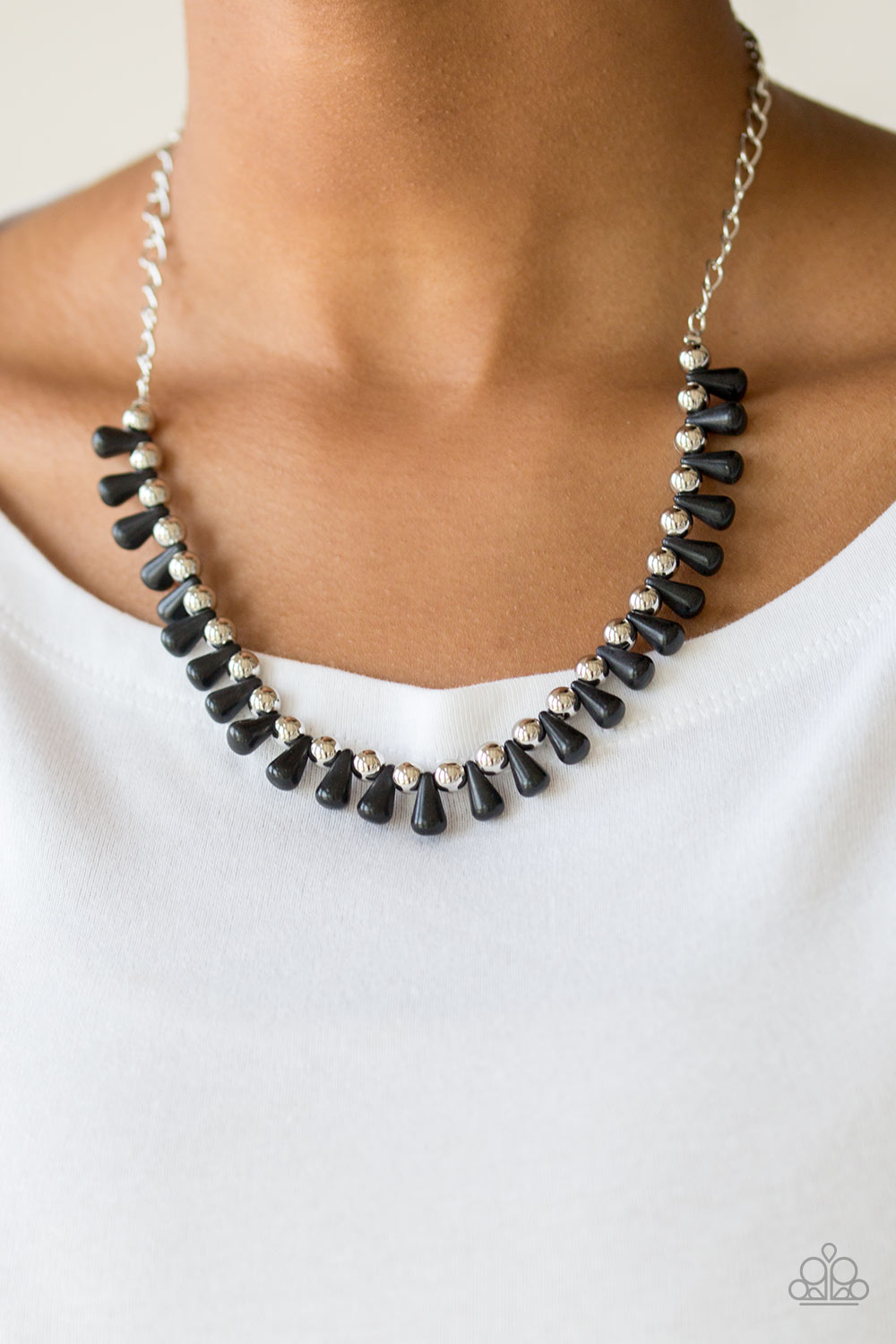 Extinct Species - Black Paparazzi Necklace