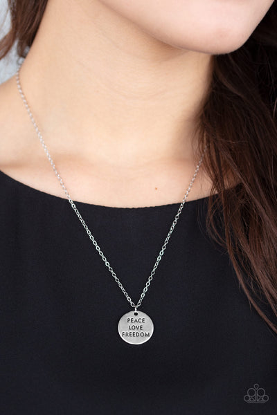 Paparazzi Short Necklace - Freedom Isnt Free - Silver (PZ-138)