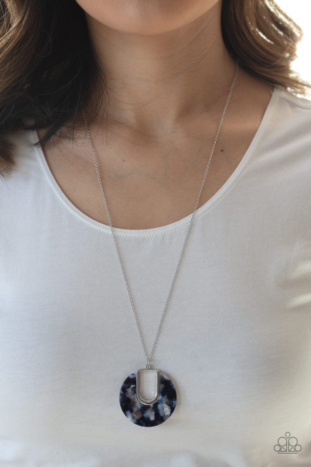 Setting The Fashion - Blue Paparazzi Necklace (PZ-1032)